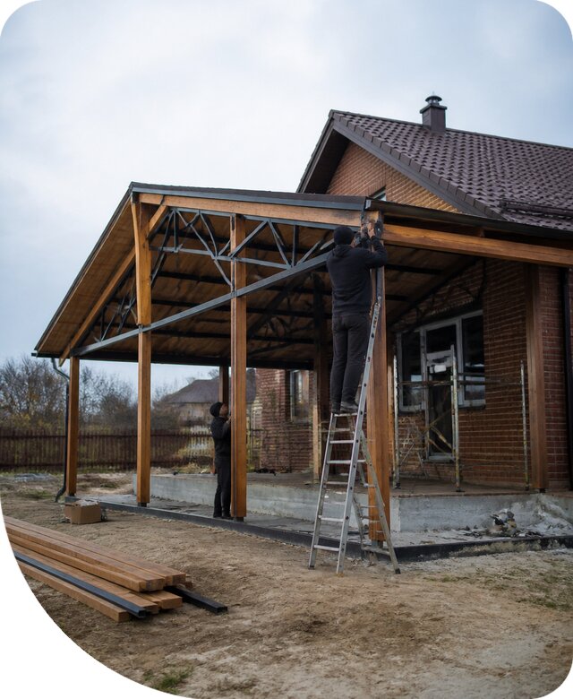 Пристройка навеса к дому и участку в Черкесске под ключ